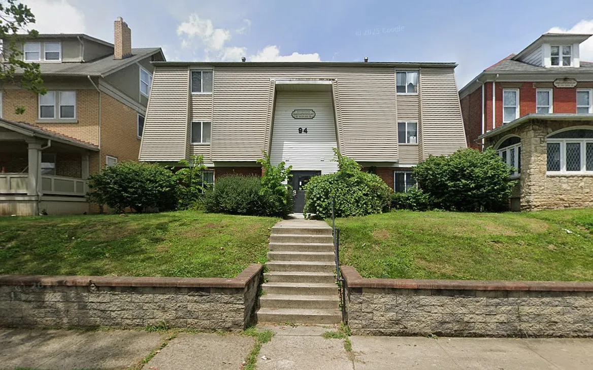 4 bed, 1800 sqft, $2,740 — Photo 1