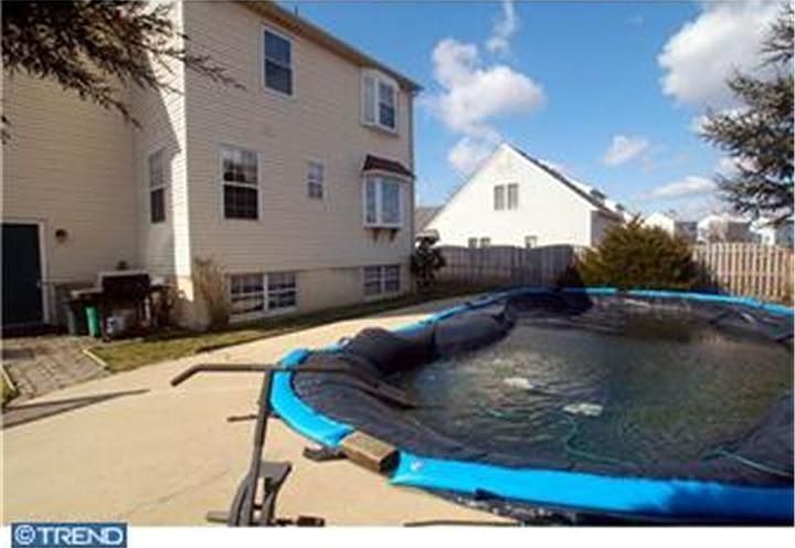 2nd image of 1000 Franklin Ave