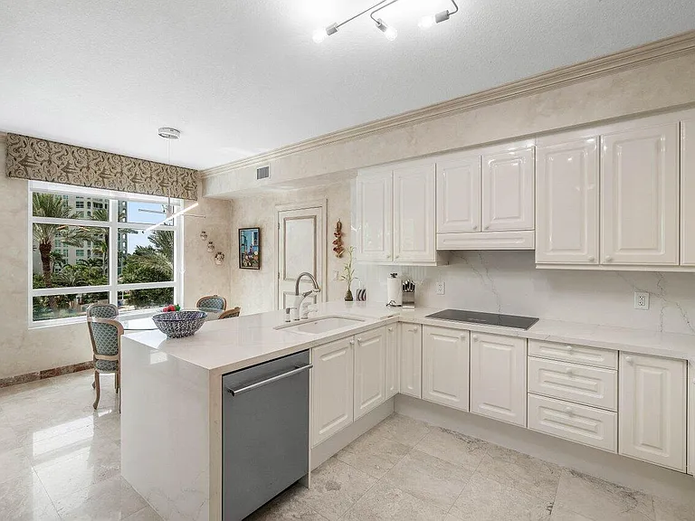 3720 S Ocean Blvd #406 — Photo 13
