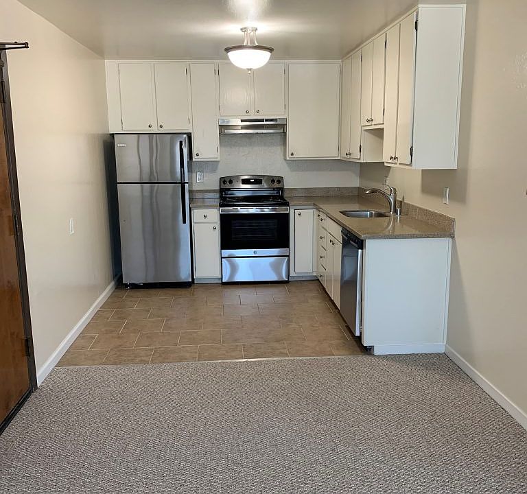 1st image of 700 Presidio Ave APT 406