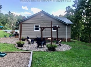 4012 State Route 34, Winfield, WV 25213