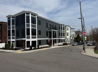28 Clifton St FLOOR 1, Roxbury, MA 02119