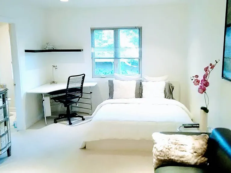 8586 Crescent Dr — Photo 10