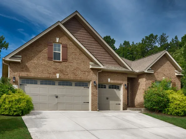 207 Blackwood Dr NW, Madison, AL 35757