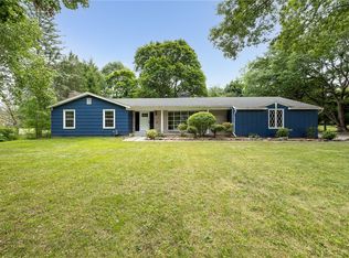 455 Stone Rd, Pittsford, NY 14534