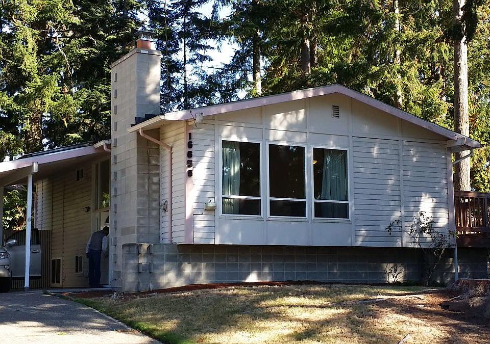 House front view.