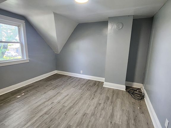 3rd image of 23 A St