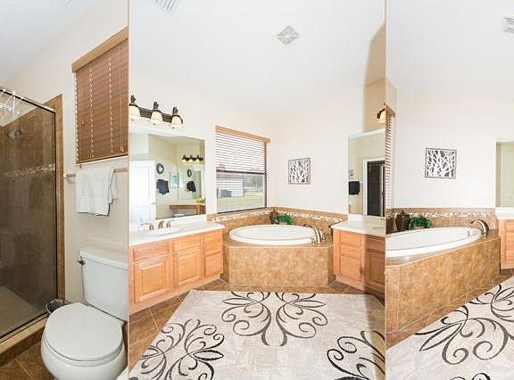 3rd image of 386 Villa Sorrento Cir
