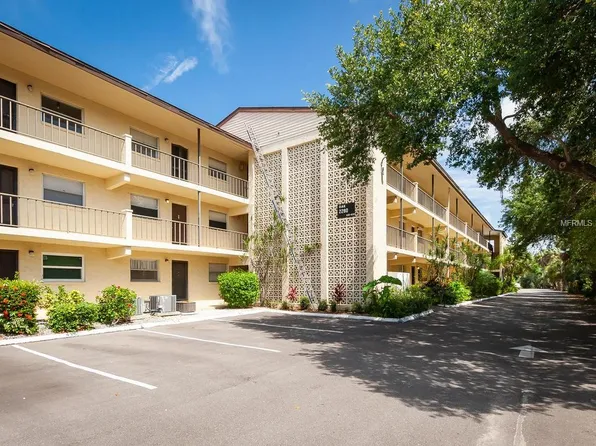 2280 Stickney Point Rd APT 435, Sarasota, FL 34231