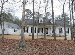 252 Wadeeta Dr E, Wedowee, AL 36278