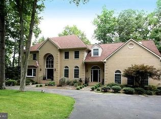 18515 Cabin Rd, Triangle, VA 22172