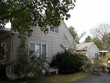 2nd image of 699 Jefferson St
