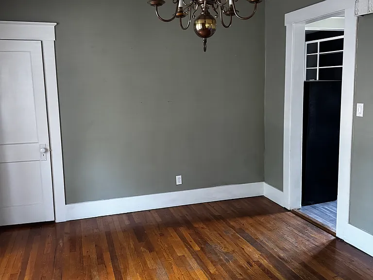 612 N Center St — Photo 29