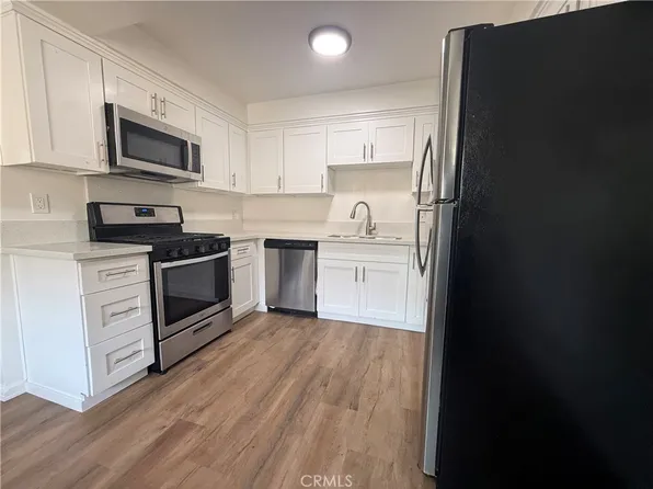 11413 Menlo Ave APT D, Hawthorne, CA 90250