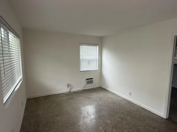 1118 N H St #4, Lake Worth, FL 33460
