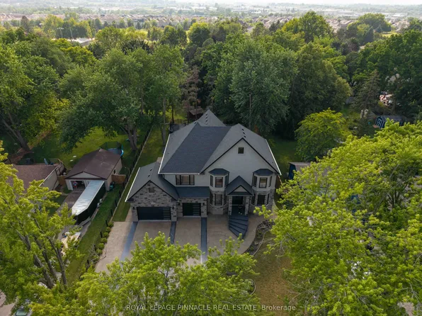 138 Woolwich St S, Woolwich, ON N0B 1M0