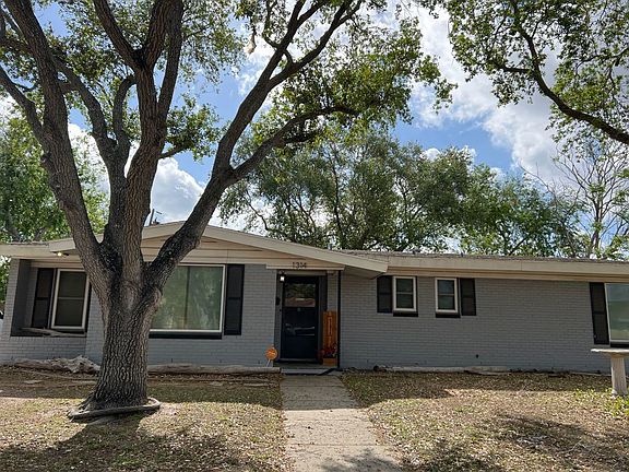 2nd image of 1314 Casa Linda Dr