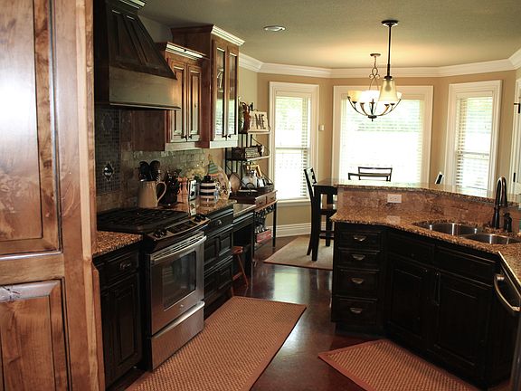 5th image of 2708 W Vanike Dr
