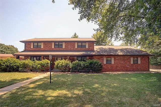 12 Teakwood Dr photo 1