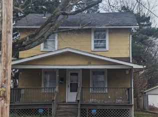 913 Dayton St, Akron, OH 44310