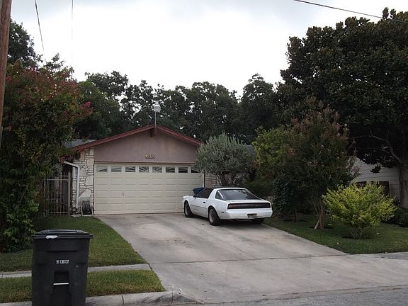 3rd image of 3830 Meeks Ave