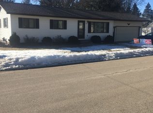 225 Walnut St, Clintonville, WI 54929