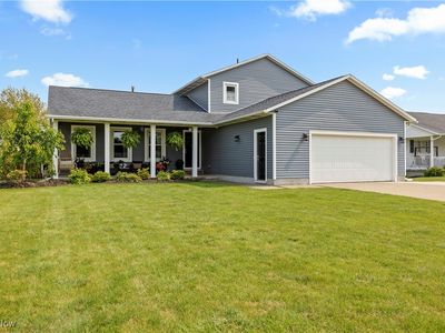 435 Berry Ridge Dr, Amherst, OH, 44001