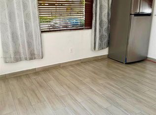 359 W 12th St, Hialeah, FL 33010