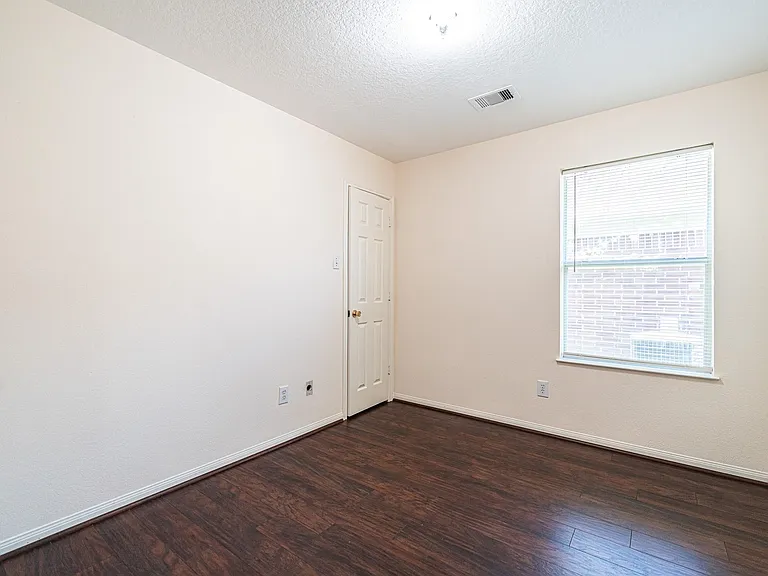 19538 Narcissus Brook Ln — Photo 15