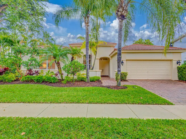 104 Villa Nueva Place, Palm Beach Gardens, FL 33418