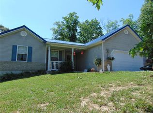 10157 Gray Stone Ln, Richwoods, MO 63071
