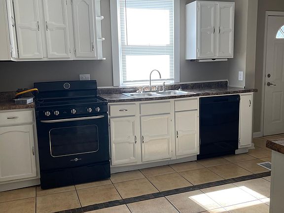 3rd image of 6412 Elmwood Ave