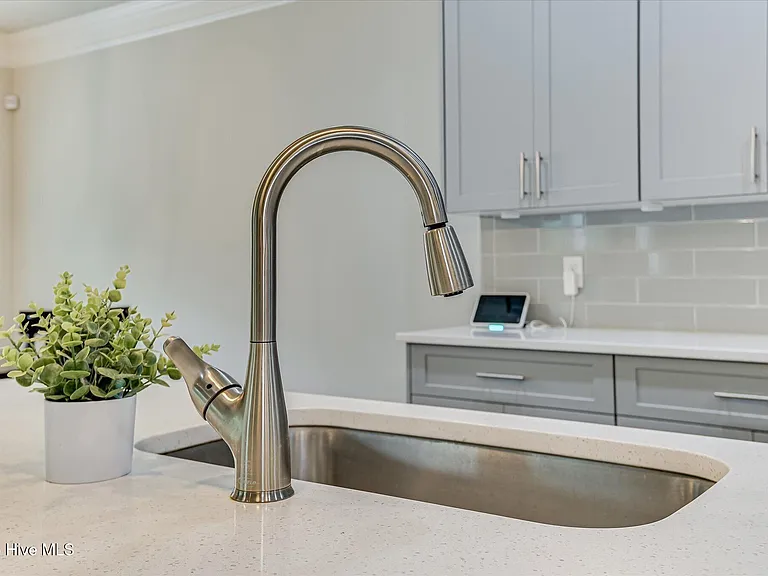 5055 Huntley Trl — Photo 12