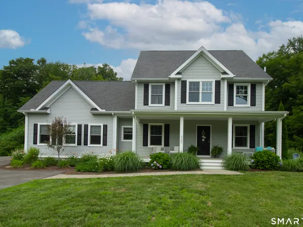 920 Nut Plains Road, Guilford, CT 06437