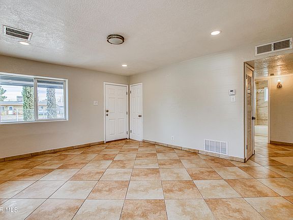 5th image of 5232 Sun Valley Dr