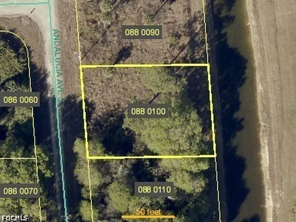 239 Andalucia Ave S, Lehigh Acres, FL 33974