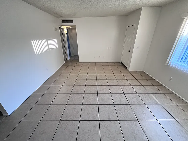 1501 E Fort Lowell Rd #F — Photo 4