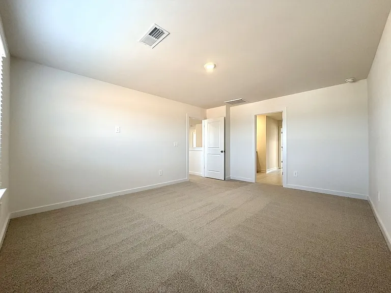 2372 Woodmeadow Dr — Photo 34