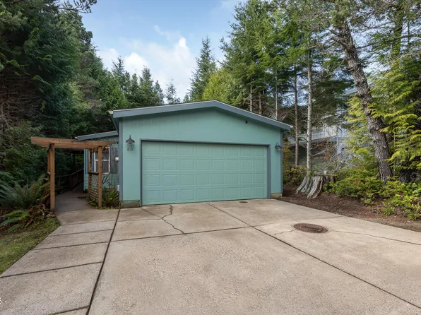 80 Seagrove Loop, Lincoln City, OR 97367