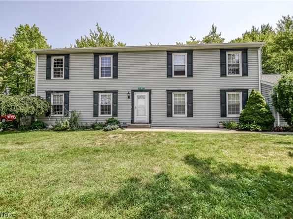 551 Heritage Sq #301, Jefferson, OH 44047