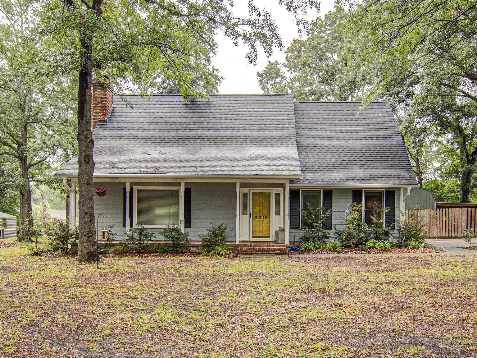 3 bed, 2.5 bath, 1709 sqft, $1,750 — Photo 2