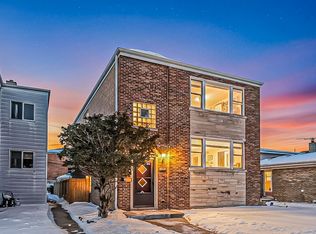 5032 Crain St, Skokie, IL 60077