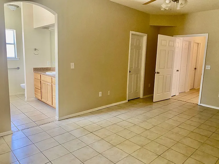 5548 Patagonia Dr — Photo 11