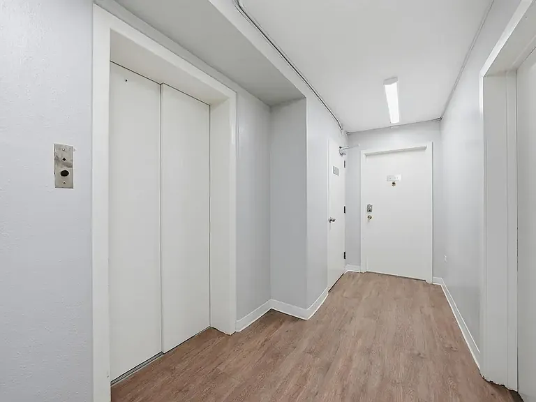 328 Saskatchewan Cres E — Photo 14