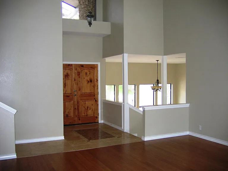 1017 Beecave Woods Dr — Photo 3