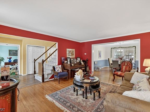 3rd image of 3 Turnburry Rd