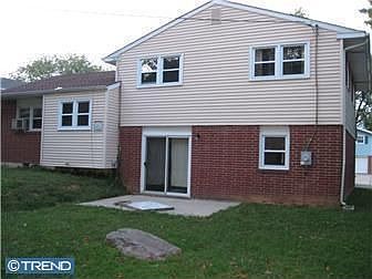 4th image of 2204 Arosa Ln