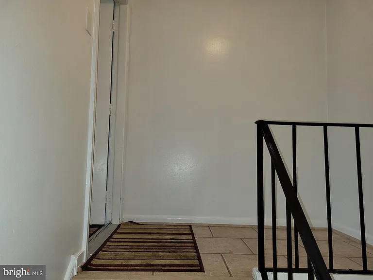 1331 Astor St #2 — Photo 11