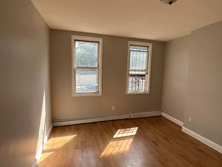 168 Woodlawn Ave #3 — Photo 4