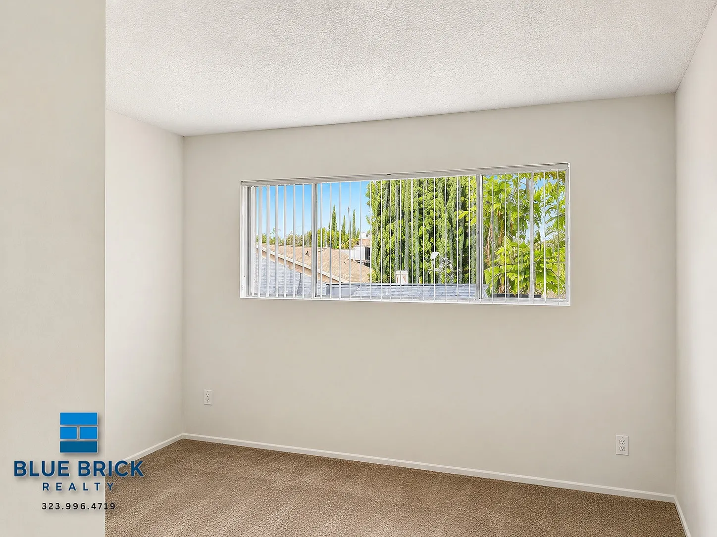 Spacious 2BR with Pool, Off-Street Parking & On-Site Laundry — Photo 3